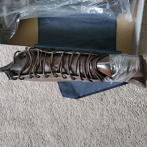 Freebird Coal Boots -Stone - Picture 8 of 15